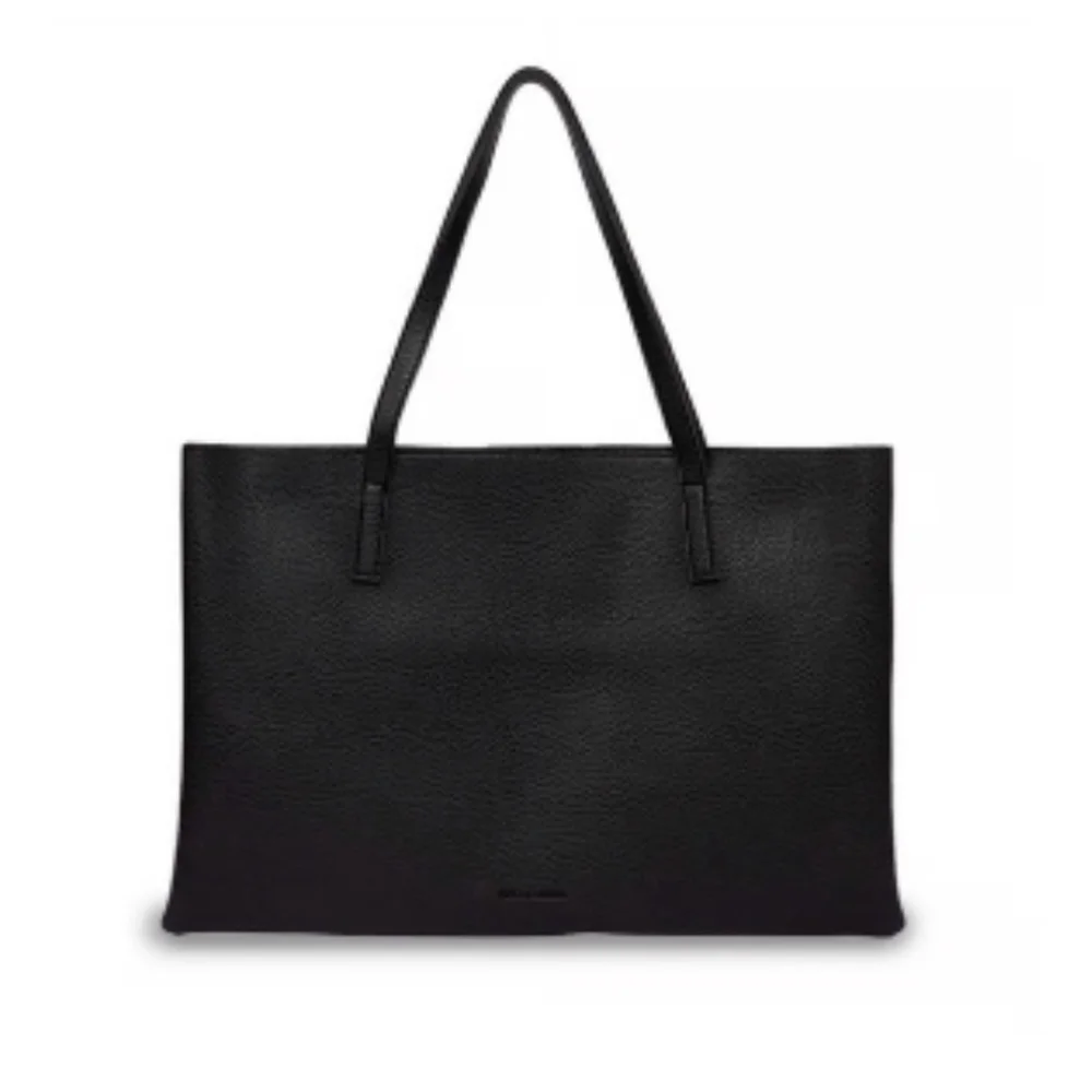 NWT Vince Camuto Black Pebble Tote 17in X 12in‎